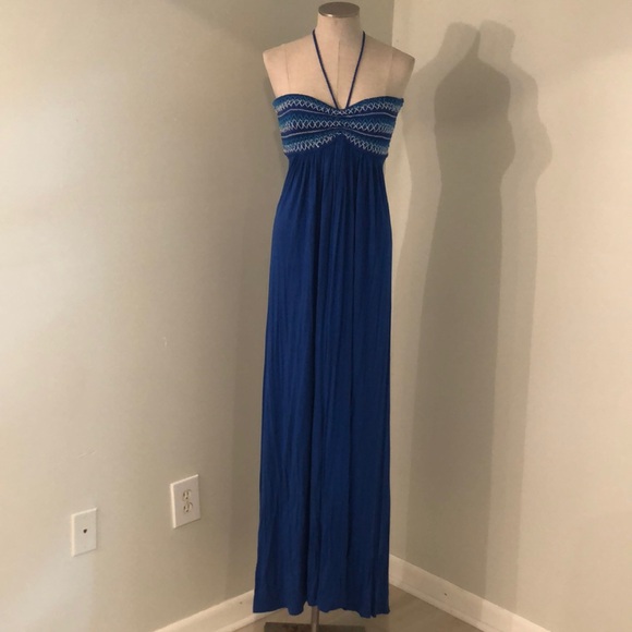 Cache Dresses & Skirts - Super cute Cache maxi dress